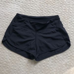 Lululemon speed up short 2.5 inch